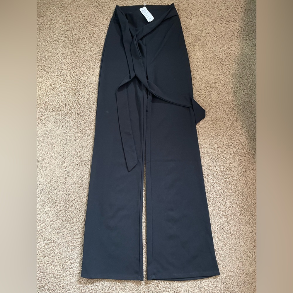 Wide legged pants